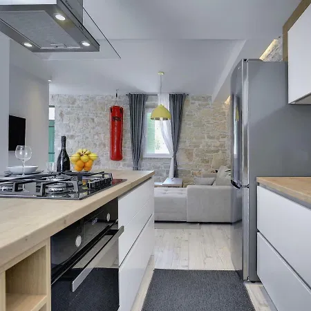 Ferienhaus Holiday House Dragan