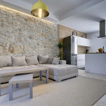 Ferienhaus Holiday House Dragan *